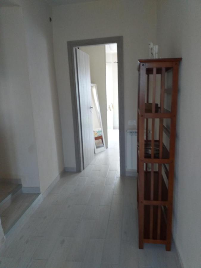 Вилла Casa Di Vecchio Borgo Сарцана Экстерьер фото